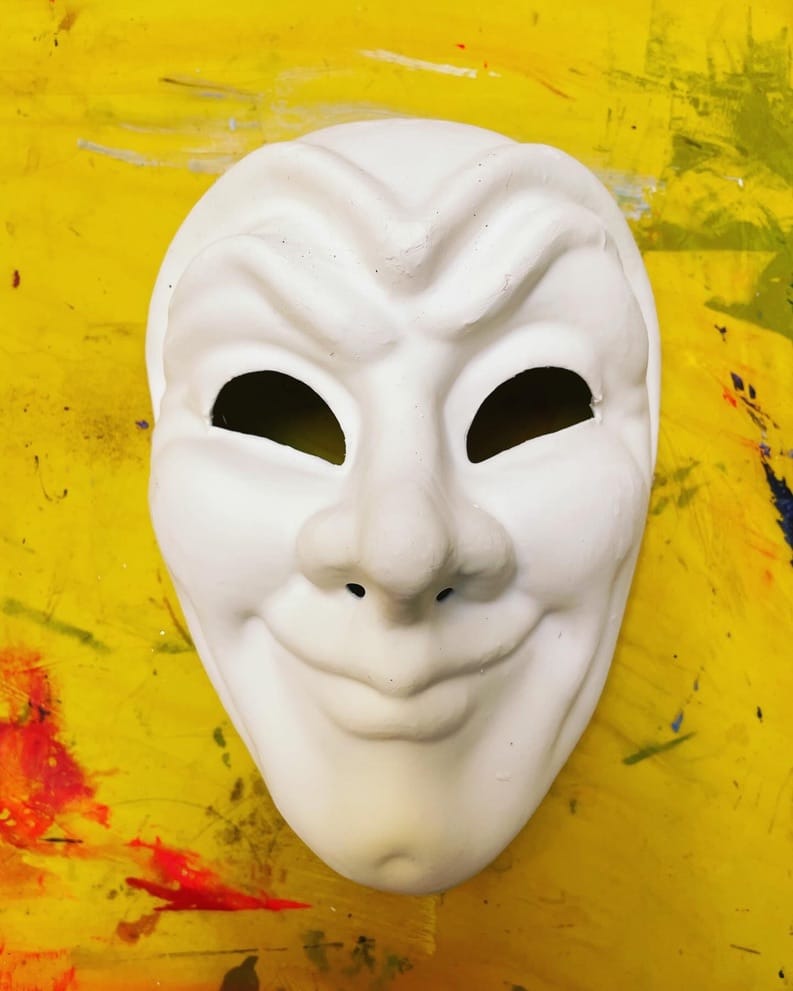 Italian Blank Mask